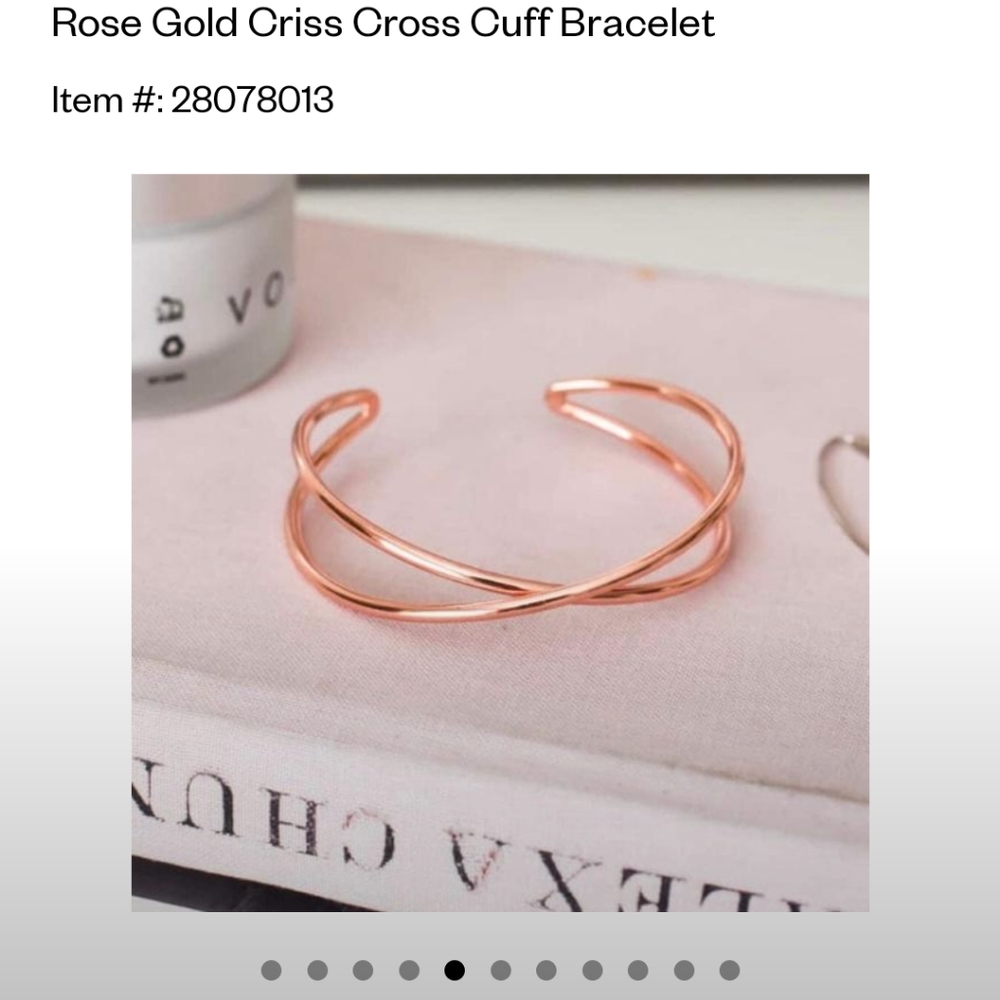 Tribe alive, criss cross rose gold bracelet